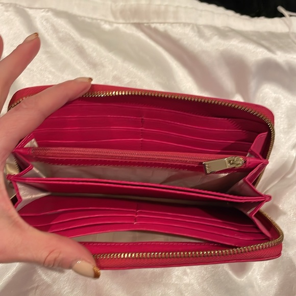 Furla Babylon Zip Around Saffiano Wallet - Picture 9 of 12